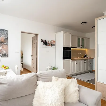 Omnia 公寓 苏博蒂察